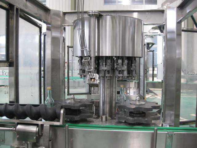 Aluminum capping machine
